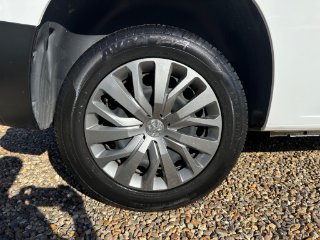 /photos/9949/280e8ce1-e316-4044-84d1-d27e57aba54f_i320x240.jpg