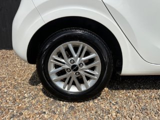 /photos/9949/589f1015-d733-4d46-bffa-132e87ce208f_i320x240.jpg