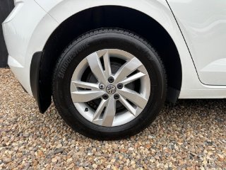 /photos/9949/5a5b27ae-827a-41b9-a64c-db10ca0f512e_i320x240.jpg