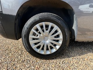/photos/9949/60eca793-4e3d-4825-9615-44ba96f7b70d_i320x240.jpg
