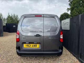 /photos/9949/de4c62e3-a8f6-4b86-94c6-d298af83d28b_i320x240.jpg