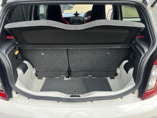 /photos/9949/f2d2cd52-ac07-4045-a1d8-3d9cd130106c_i320x240.jpg